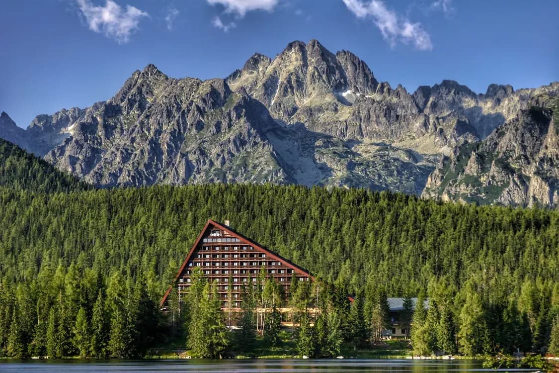 For Couples & Romantic Escapes