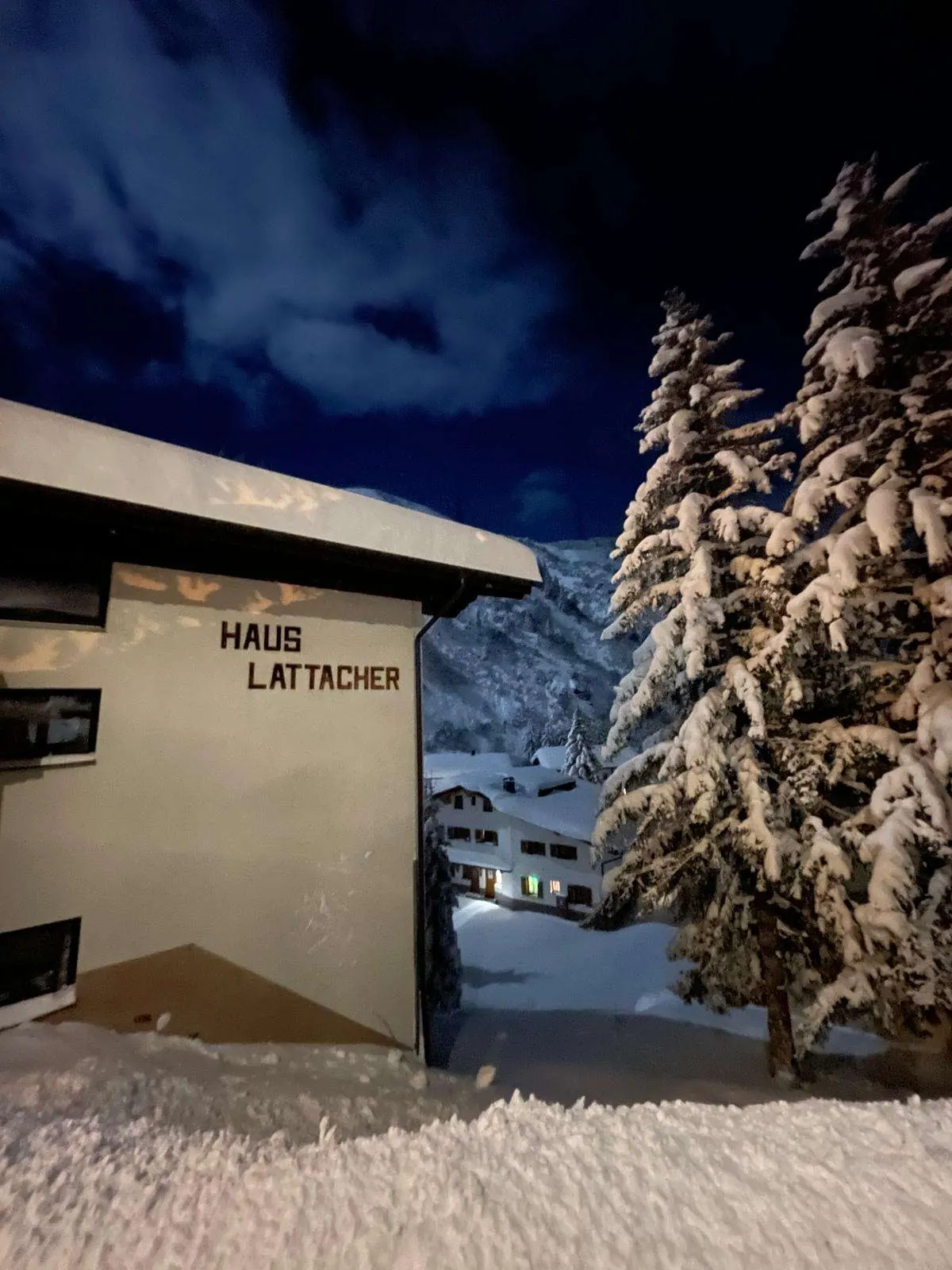 The motel in winter, still with the old Haus Lattacher sign