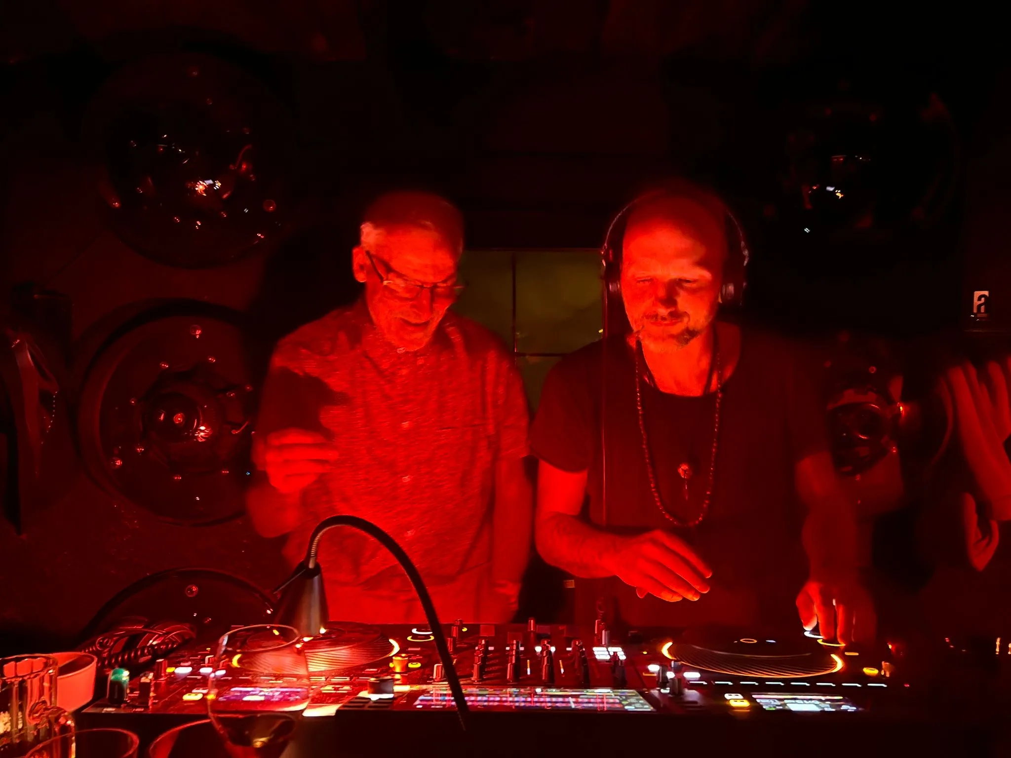 296f8a06 4a58 4a60 Af8a 30df82fd2c94