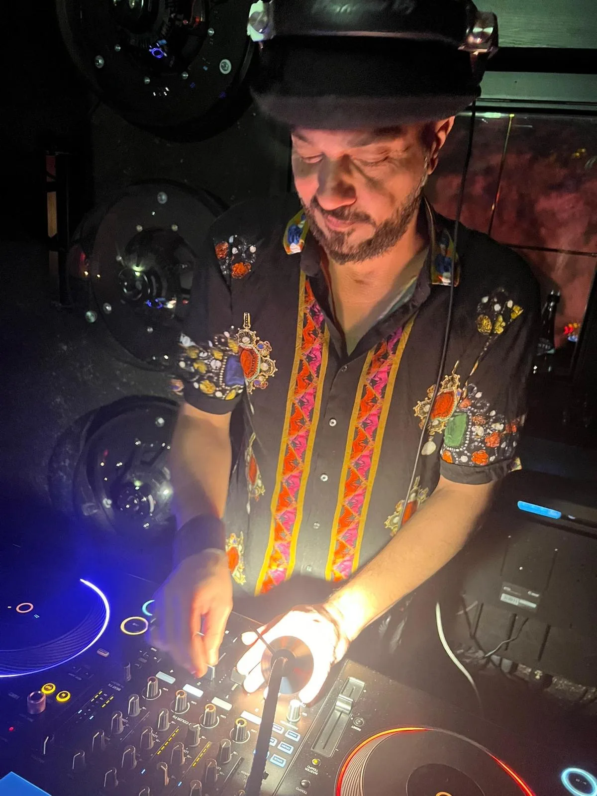 3387e743 9e9a 4f44 Bd65 0547f571a5c4