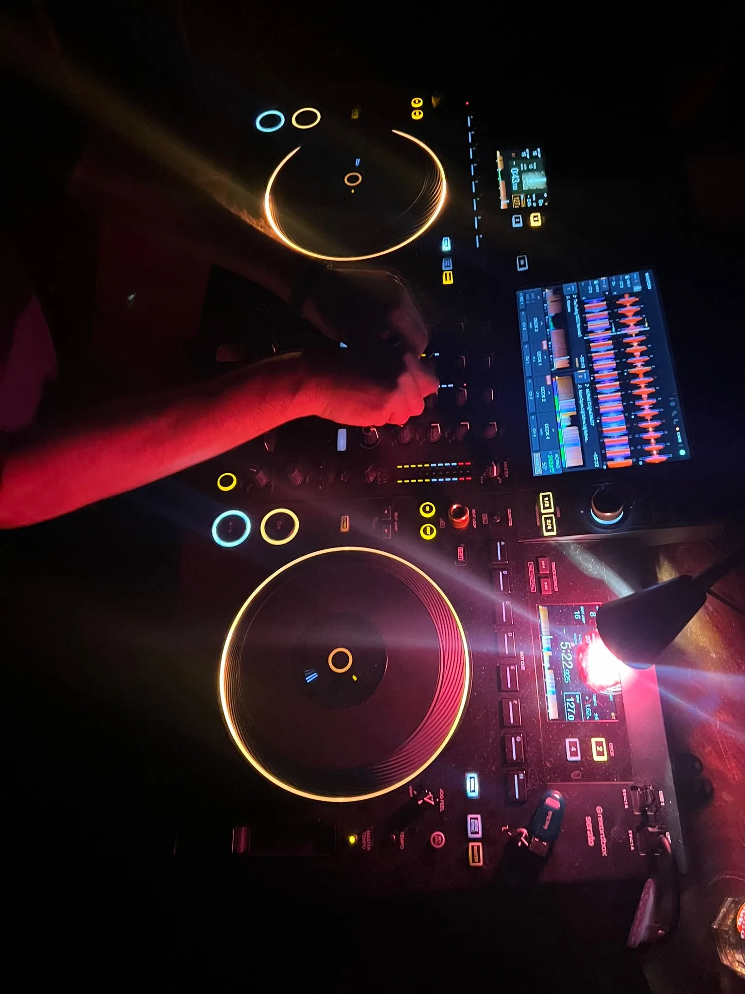 D51e16fc 76f3 4799 B056 F7843cacad97