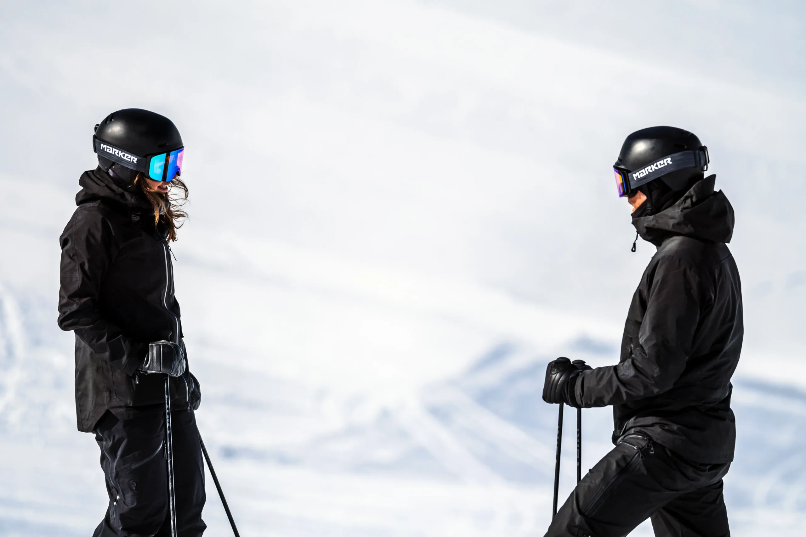 Voelkl 2425 Skiing Image Slope Peregrine Pally Learmond Anne Kissing Max Dettendorfer