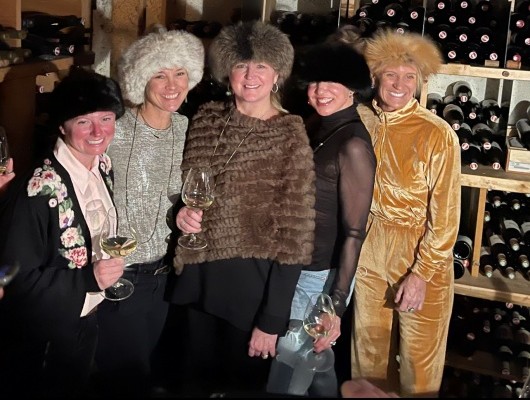 Weinkeller Mit Alpenglowskisafari4 530px