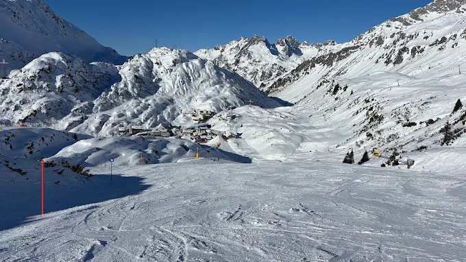 Day 6: St Christoph's Ski History – 28