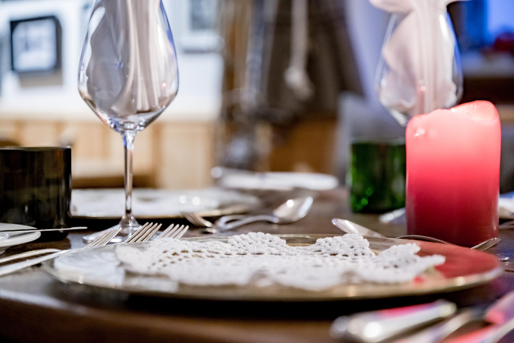 Best Restaurants in Stuben am Arlberg 2026/27: Inside Mondschein’s Chef’s Table & Alte Gaststube