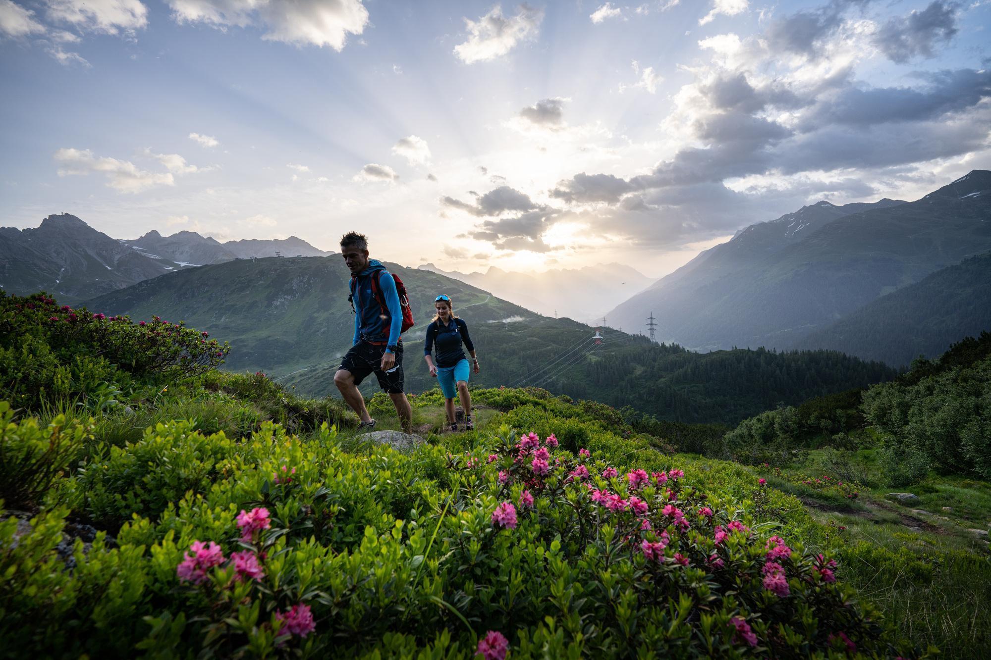 Where to Stay & Recover After Hiking - Mondschein Chalet (Open Year-Round, In-Suite Sauna & Hot Tub) – 22