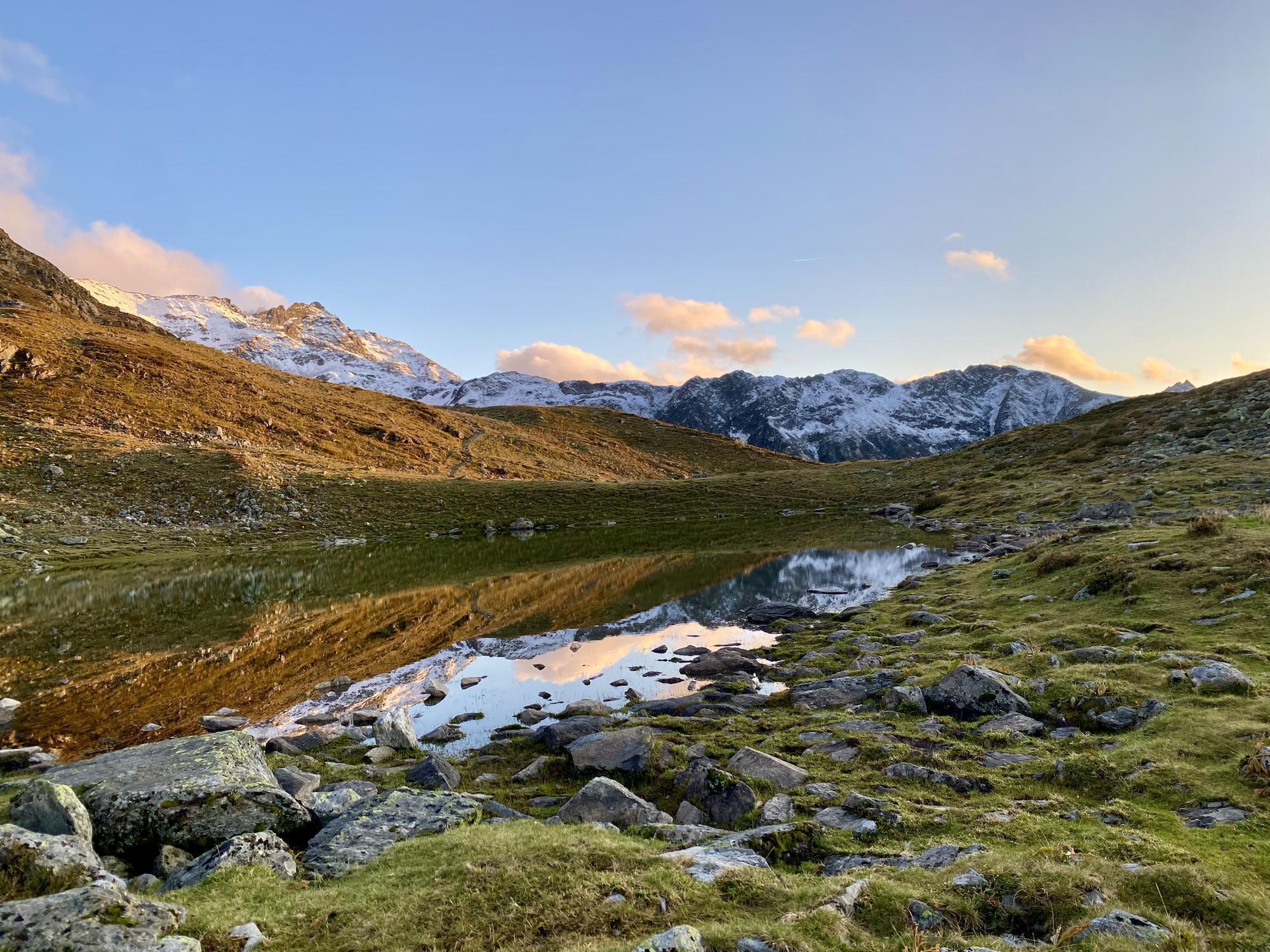 Where to Stay & Recover After Hiking - Mondschein Chalet (Open Year-Round, In-Suite Sauna & Hot Tub) – 23