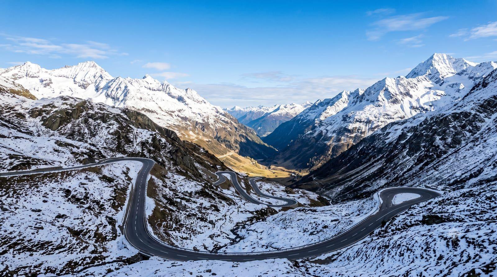 How to Get to Stuben am Arlberg 2026/27: Zurich & Innsbruck Airport Transfer Guide